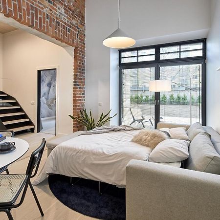 탈린 High Ceiling Loft With Its Own Backyard And A Terrace 아파트 외부 사진