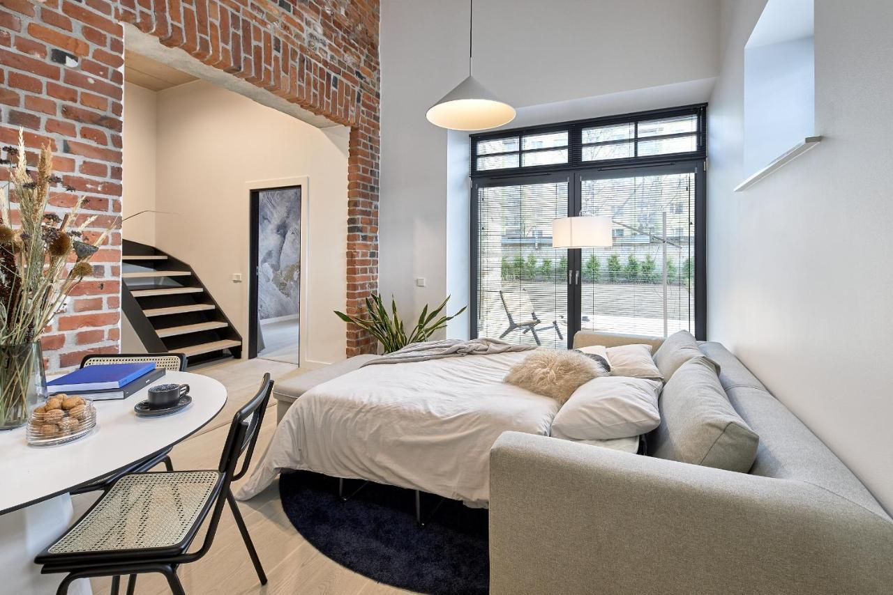 탈린 High Ceiling Loft With Its Own Backyard And A Terrace 아파트 외부 사진
